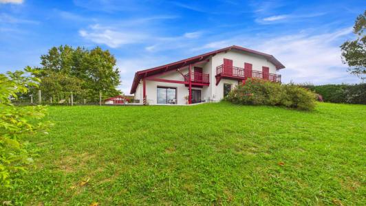 Vente Maison 10 pièces BARDOS 64520