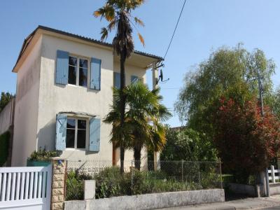 Vente Maison 4 pièces SAINT-JEAN-D'ANGELY 17400