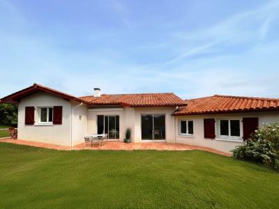Vente Maison 6 pièces USTARITZ 64480