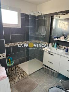 For sale House PEYPIN