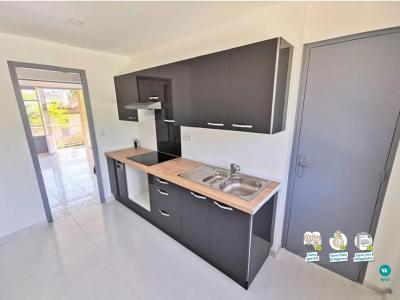 Location Appartement VALREAS  84