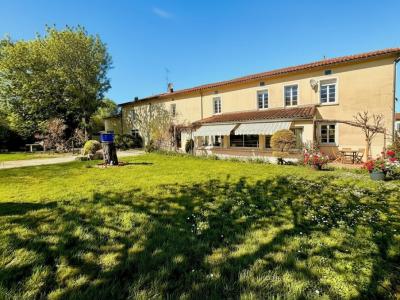 Vente Maison 12 pièces BIGNAC 16170