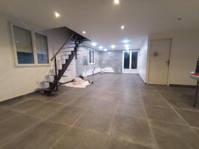 Vente Immeuble PIERRELATTE 26700