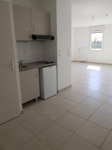 photo For rent Apartment CRAPONNE 69