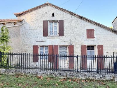 Vente Maison 4 pices VILLEBOIS-LAVALETTE 16320