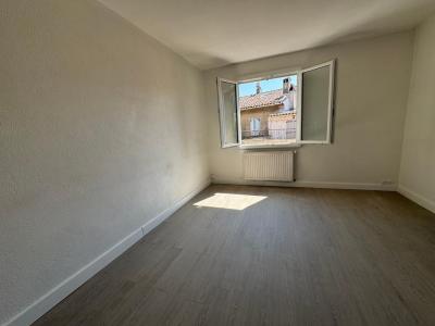 photo For sale Apartment PLAN-DE-LA-TOUR 83