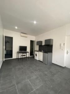 Location Appartement 2 pièces MARSEILLE-13EME-ARRONDISSEMENT 13013