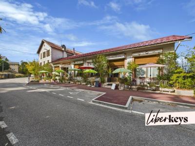 photo For sale Commerce LUCERAM 06
