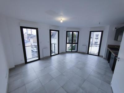 photo For rent Apartment TOURS 37