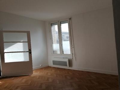 Location Appartement 4 pièces BORDEAUX 33000
