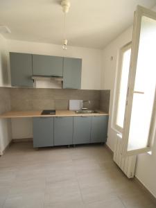 photo For rent Apartment PARIS-14EME-ARRONDISSEMENT 75