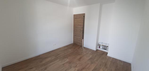 For rent Apartment MOUXY 
