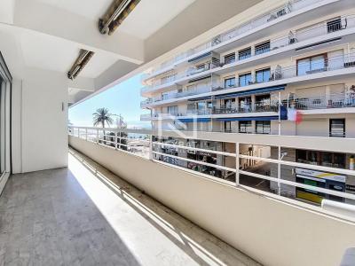 Vente Appartement 4 pièces SAINT-RAPHAEL 83700