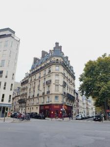 Vente Appartement 7 pièces PARIS-17EME-ARRONDISSEMENT 75017