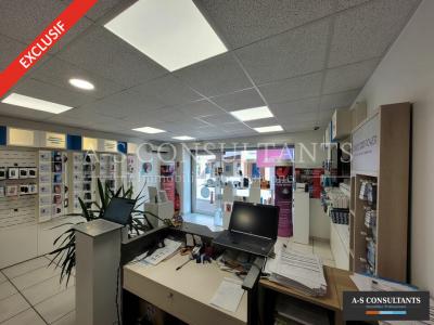 photo For rent Commercial office RIVES 38