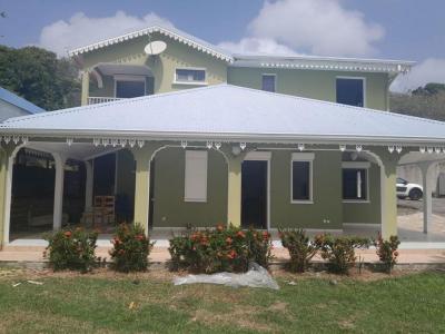 Vente Maison 5 pièces VAUCLIN 97280