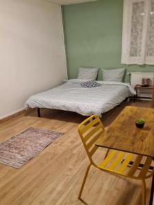 photo For rent Apartment LORMONT 33