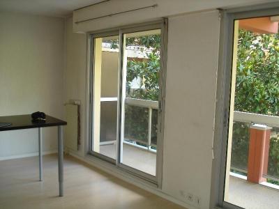 photo For rent Apartment TALENCE 33