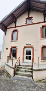 Location Appartement 4 pièces CHALLES 01450