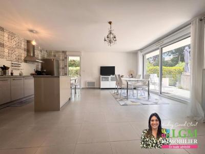 photo For sale Apartment SAINT-JEAN-DE-VEDAS 34