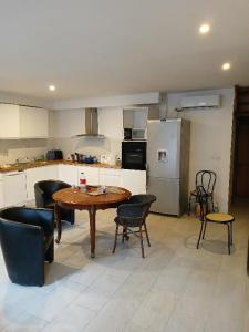 For rent Apartment BOULIAC  33