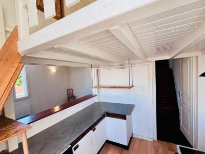Location Appartement 4 pièces BORDEAUX 33000
