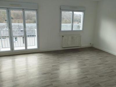 Location Appartement MONTHERME  08