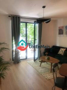 photo For rent Apartment LYON-5EME-ARRONDISSEMENT 69
