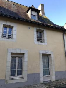 For sale Apartment SEICHES-SUR-LE-LOIR  49