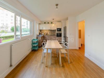 photo For rent Apartment PARIS-15EME-ARRONDISSEMENT 75