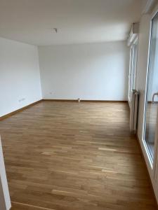 For rent Apartment PARIS-15EME-ARRONDISSEMENT  75