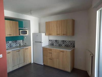 Location Appartement 3 pièces BORDEAUX 33000