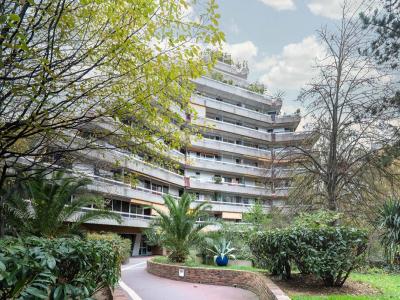 For sale Apartment PARIS-15EME-ARRONDISSEMENT  75