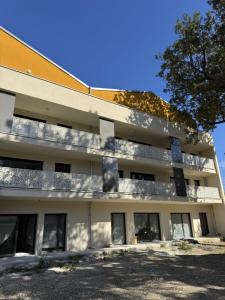 Location Appartement ROMANS-SUR-ISERE  26