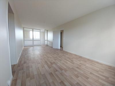Location Appartement LANGRES  52