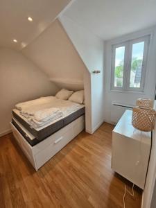 photo For rent Apartment COUPVRAY 77