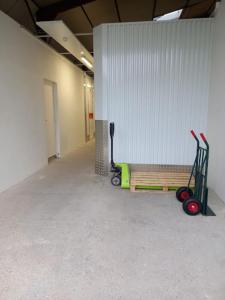 Location Parking CHEVROUX 01190