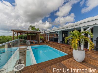 Vente Maison 8 pièces SAINTE-ANNE 97180