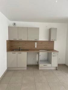 photo For rent Apartment DAMMARIE-LES-LYS 77