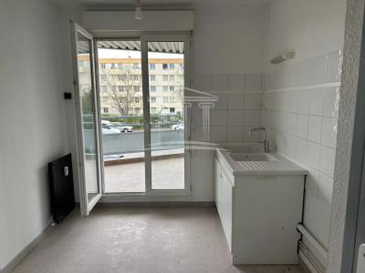 Vente Appartement 3 pièces SORGUES 84700