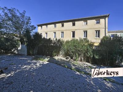 photo For sale Apartment building COMPS 30