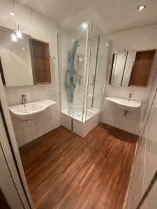 Location Appartement 4 pièces PARIS-18EME-ARRONDISSEMENT 75018