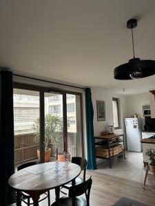 Vente Appartement 3 pièces BORDEAUX 33100
