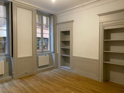 photo For rent Apartment LYON-1ER-ARRONDISSEMENT 69
