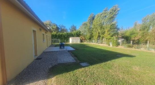 photo For rent House LAMOTHE-LANDERRON 33