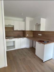 photo For rent Apartment DARNETAL 76