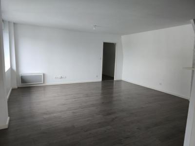 photo For rent Apartment SENS 89