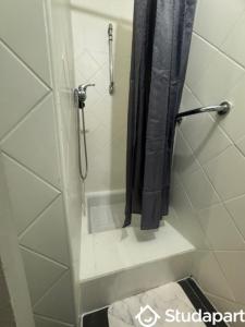 photo For rent Apartment SAINTE-SAVINE 10