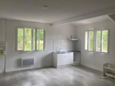 photo For rent Apartment CAVIGNAC 33