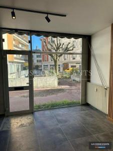 photo For rent Commercial office CHAMBERY 73